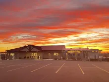 Tassel Ridge Winery at sunset.