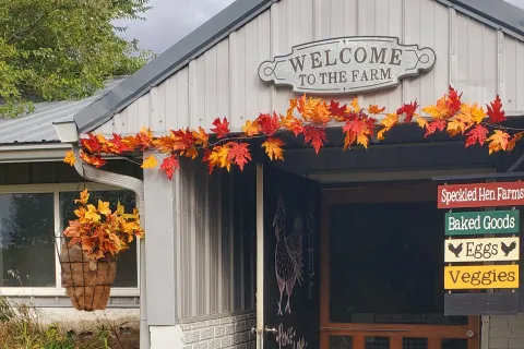 Entrance to the Speckled Hen Farm store.